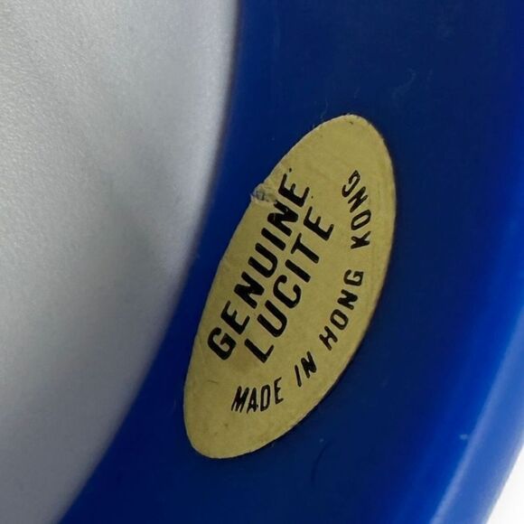 Two 2 bangle bracelets one blue and one white with blue - Picture 6 of 8